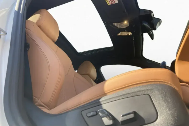 BMW 540 (Seria 5) din 2023 cu 73.803 km - oferta BMW261378 - foto 15