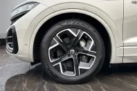Volkswagen Touareg din 2024 cu 22.585 km - oferta VOL261394 - foto 4