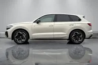 Volkswagen Touareg din 2024 cu 22.585 km - oferta VOL261394 - foto 5