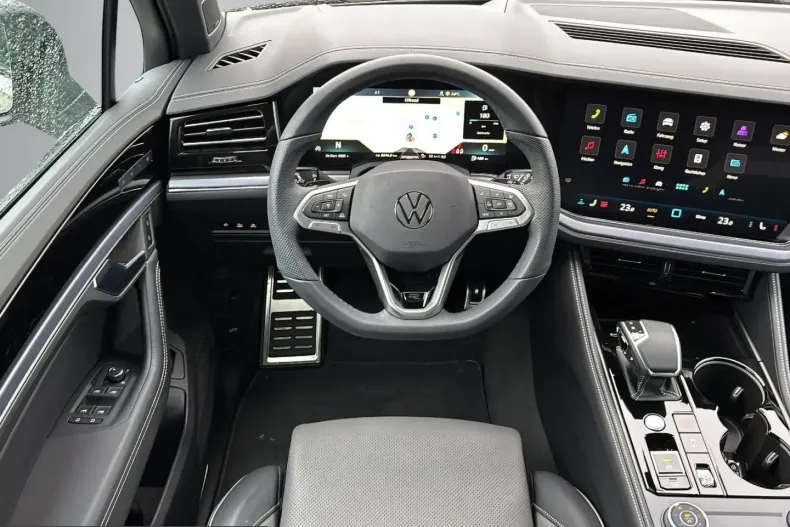 Volkswagen Touareg din 2024 cu 22.585 km - oferta VOL261394 - foto 10