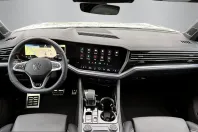 Volkswagen Touareg din 2024 cu 22.585 km - oferta VOL261394 - foto 11