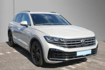 Volkswagen Touareg din 2024 - oferta VOL261396