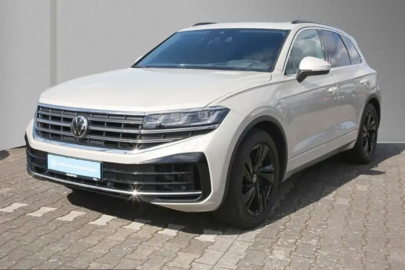 Volkswagen Touareg din 2024 cu 31.500 km - oferta VOL261396 - foto 2