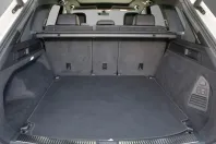 Volkswagen Touareg din 2024 cu 31.500 km - oferta VOL261396 - foto 5