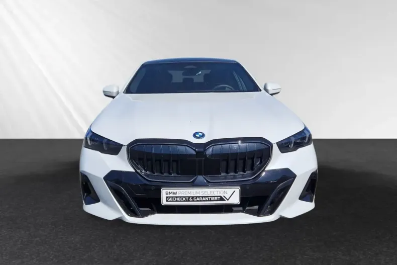 BMW 530 (Seria 5) din 2024 cu 29.915 km - oferta BMW261409 - foto 5
