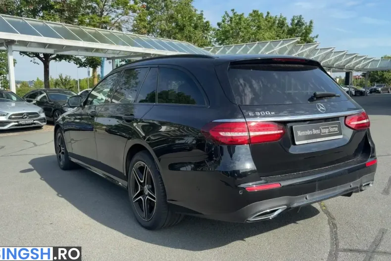 Mercedes-Benz E 300 (Clasa E) din 2022 cu 58.461 km - oferta MER261419 - foto 3