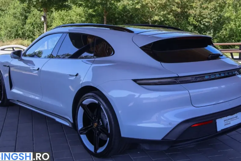 Porsche Taycan din 2023 cu 43.800 km - oferta POR261440 - foto 4