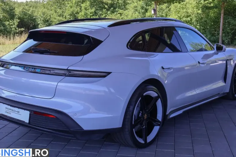 Porsche Taycan din 2023 cu 43.800 km - oferta POR261440 - foto 6