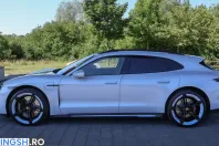 Porsche Taycan din 2023 cu 43.800 km - oferta POR261440 - foto 8