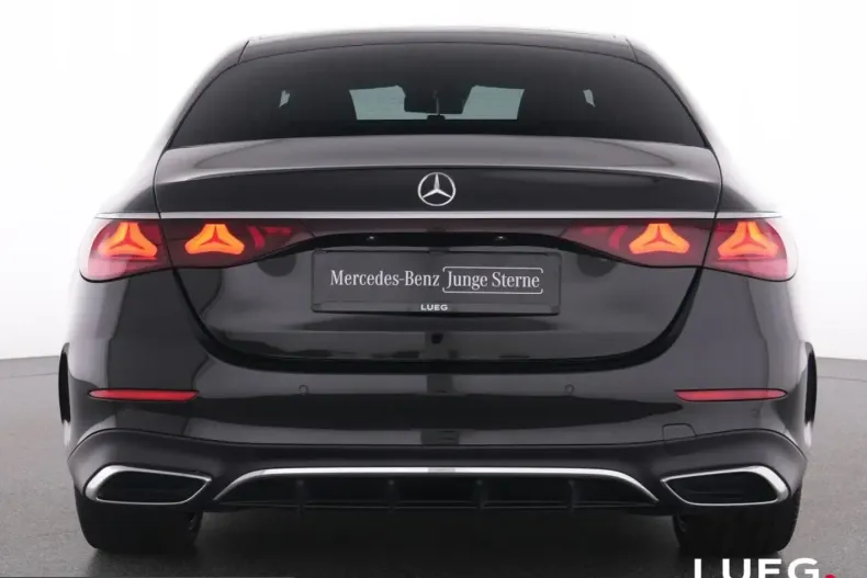 Mercedes-Benz E 220 (Clasa E) din 2025 cu 29.388 km - oferta MER261442 - foto 16