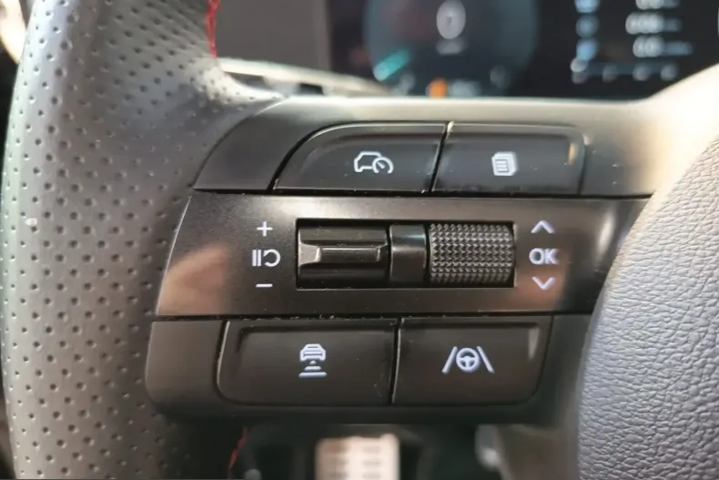Hyundai Tucson din 2024 cu 27.600 km - oferta HYU261449 - foto 21