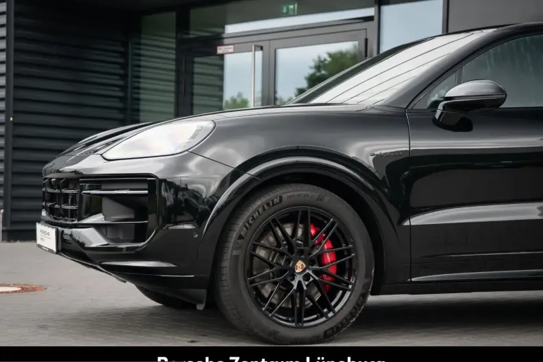 Porsche Cayenne din 2025 cu 29.900 km - oferta POR261452 - foto 9