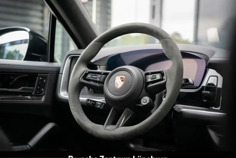 Porsche Cayenne din 2025 cu 29.900 km - oferta POR261452 - foto 27