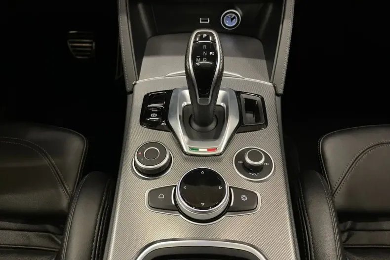 Alfa Romeo Stelvio din 2022 cu 90.835 km - oferta ALF261461 - foto 17