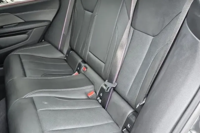BMW 430 (Seria 4) din 2025 cu 19.994 km - oferta BMW261475 - foto 21