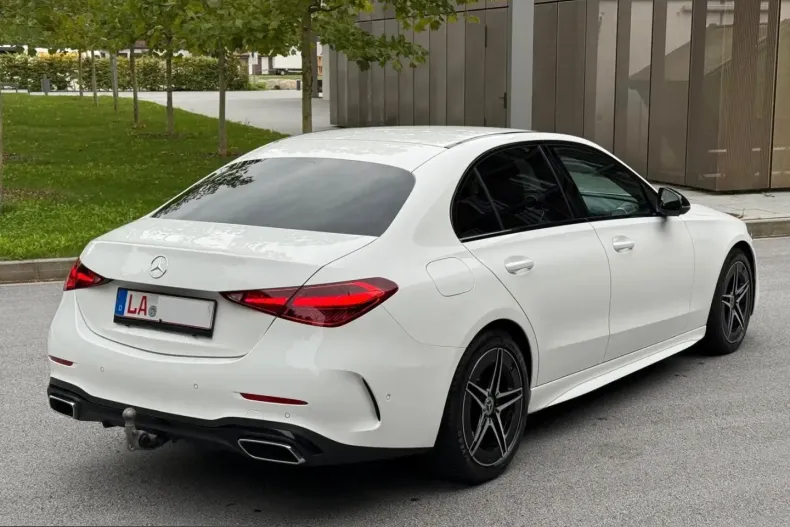 Mercedes-Benz C 220 (Clasa C) din 2025 cu 24.900 km - oferta MER261478 - foto 2