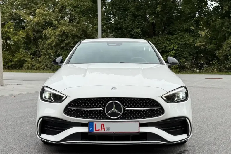 Mercedes-Benz C 220 (Clasa C) din 2025 cu 24.900 km - oferta MER261478 - foto 3