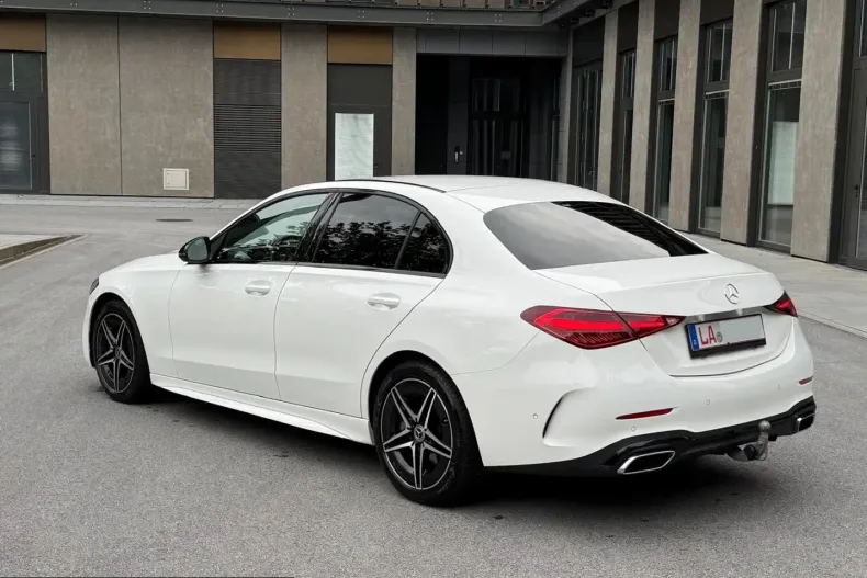 Mercedes-Benz C 220 (Clasa C) din 2025 cu 24.900 km - oferta MER261478 - foto 8