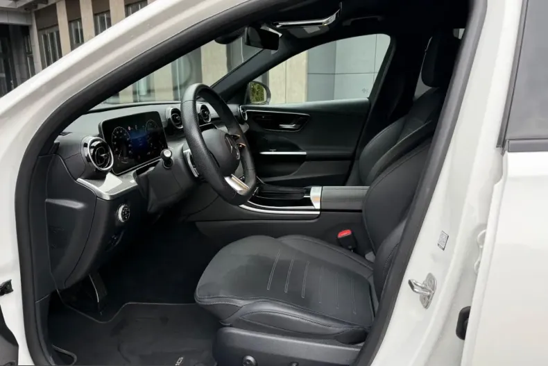 Mercedes-Benz C 220 (Clasa C) din 2025 cu 24.900 km - oferta MER261478 - foto 13