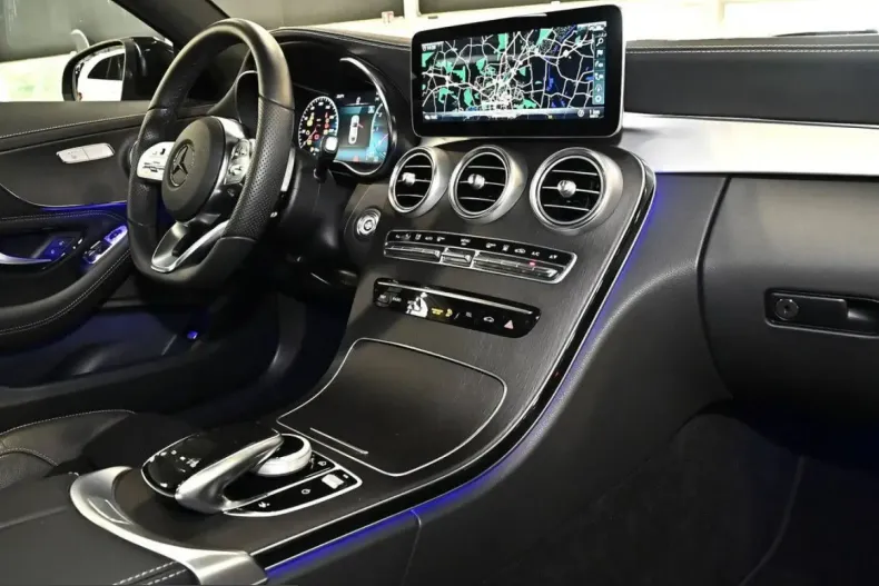Mercedes-Benz C 300 (Clasa C) din 2024 cu 26.189 km - oferta MER261479 - foto 7