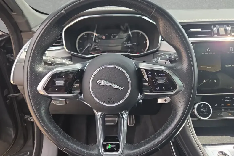 Jaguar F-Pace din 2023 cu 62.590 km - oferta JAG261491 - foto 10
