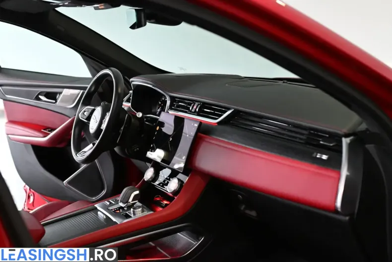 Jaguar F-Pace din 2023 cu 49.291 km - oferta JAG261493 - foto 2