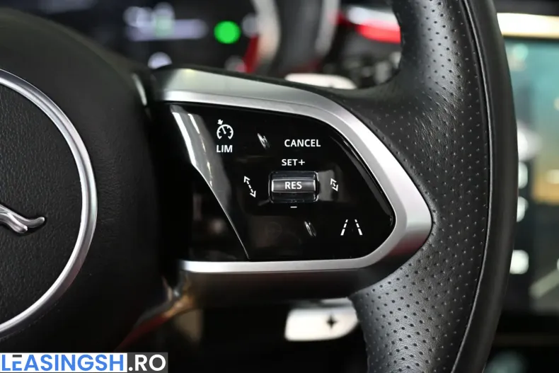 Jaguar F-Pace din 2023 cu 49.291 km - oferta JAG261493 - foto 21