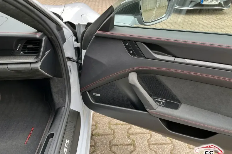 Porsche 992 din 2024 cu 27.650 km - oferta POR261495 - foto 33