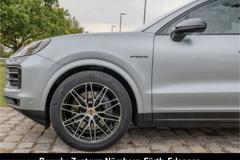 Porsche Cayenne din 2025 cu 16.900 km - oferta POR261498 - foto 12