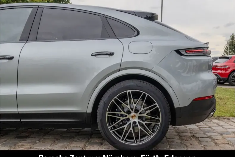 Porsche Cayenne din 2025 cu 16.900 km - oferta POR261498 - foto 13