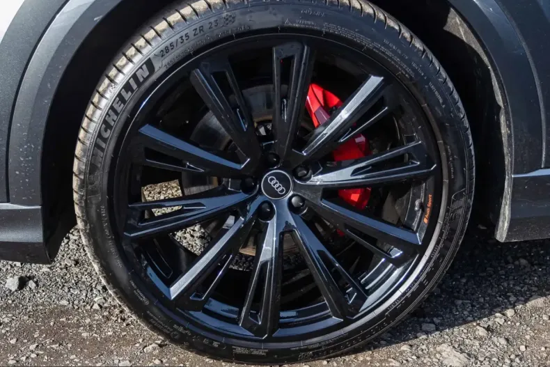 Audi Q8 din 2022 cu 47.440 km - oferta AUD261533 - foto 6