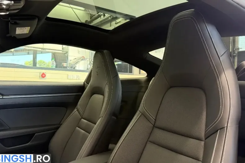 Porsche 992 din 2026 cu 7.900 km - oferta POR261540 - foto 19
