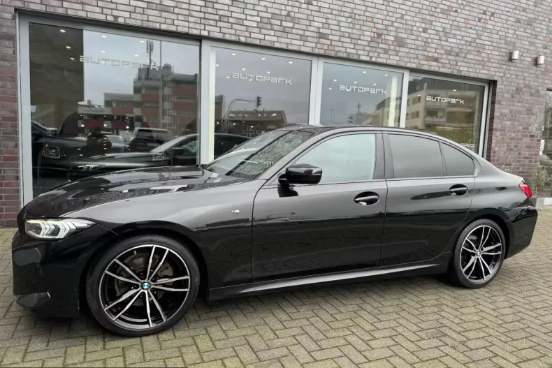BMW 320 (Seria 3) din 2024 cu 77.300 km - oferta BMW261559 - foto 9