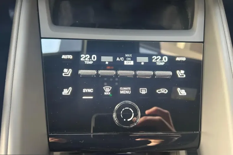 Porsche Macan din 2025 cu 15.100 km - oferta POR261569 - foto 19