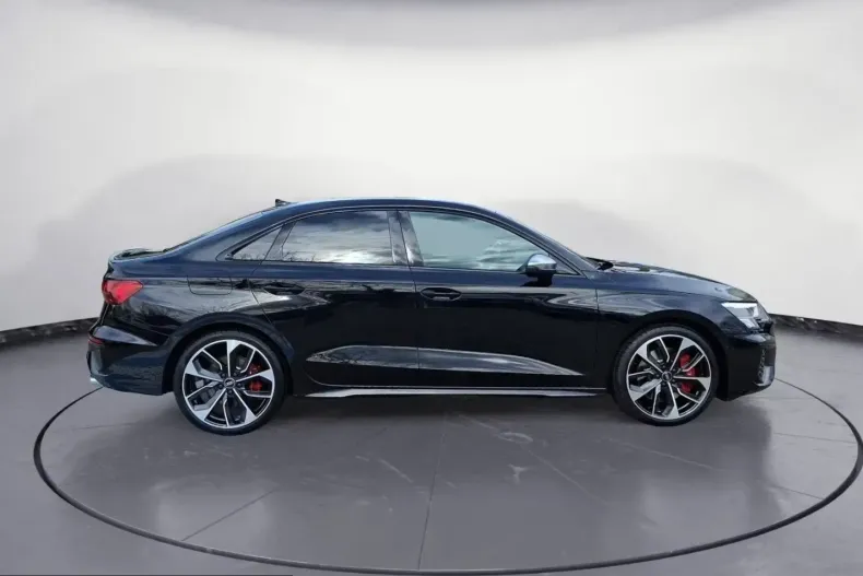 Audi S3 din 2023 cu 40.626 km - oferta AUD261577 - foto 4