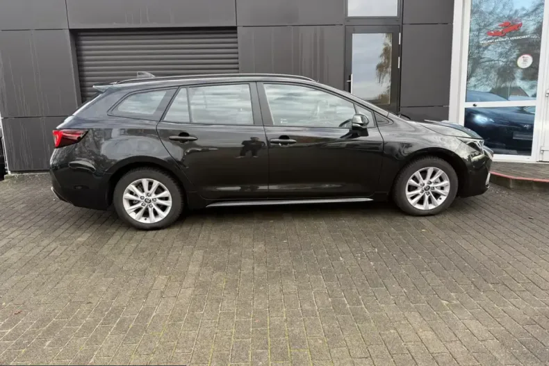 Toyota Corolla din 2025 cu 15.970 km - oferta TOY261579 - foto 7