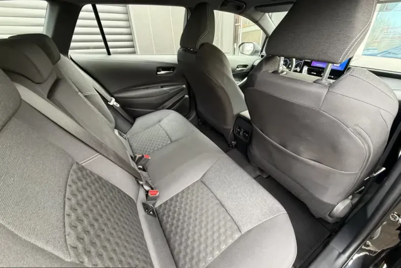 Toyota Corolla din 2025 cu 15.970 km - oferta TOY261579 - foto 14