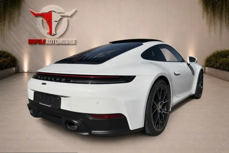 Porsche 992 din 2025 cu 4.600 km - oferta POR261636 - foto 3