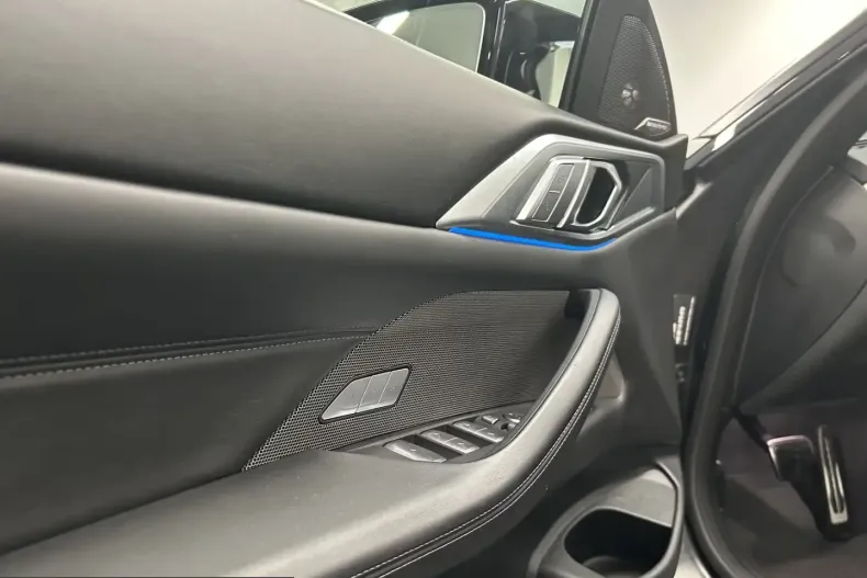 BMW M4 (Seria 4) din 2024 cu 43.113 km - oferta BMW261658 - foto 25