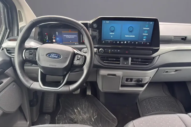Ford Tourneo Custom din 2024 cu 47.133 km - oferta FOR261675 - foto 10