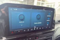 Ford Tourneo Custom din 2024 cu 47.133 km - oferta FOR261675 - foto 17
