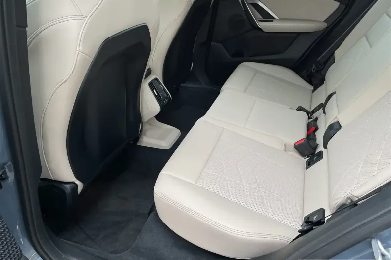 BMW X1 (Seria X) din 2025 cu 3.750 km - oferta BMW261679 - foto 11