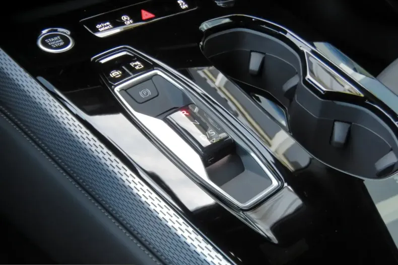 Audi A5 din 2024 cu 35.900 km - oferta AUD261686 - foto 13