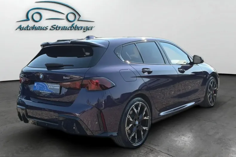 BMW 120 (Seria 1) din 2025 cu 44.600 km - oferta BMW261688 - foto 4