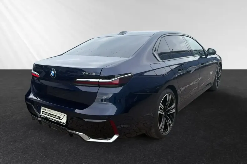 BMW 750 (Seria 7) din 2025 cu 10.700 km - oferta BMW261691 - foto 3