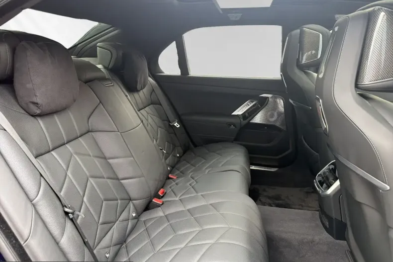 BMW 750 (Seria 7) din 2025 cu 10.700 km - oferta BMW261691 - foto 15