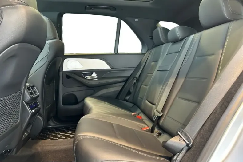 Mercedes-Benz GLE 450 (Clasa GLE) din 2023 cu 79.416 km - oferta MER261694 - foto 9