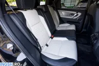 Land Rover Discovery Sport din 2024 cu 16.997 km - oferta LAN261714 - foto 31