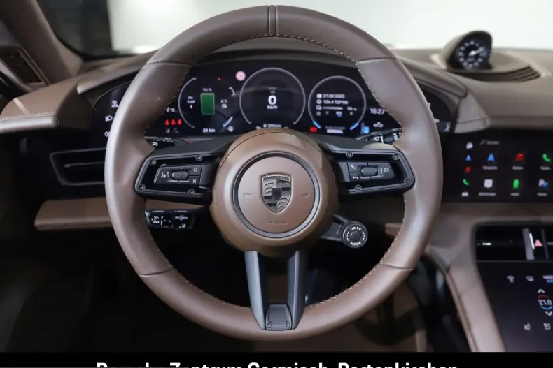 Porsche Taycan din 2025 cu 8.979 km - oferta POR261729 - foto 14