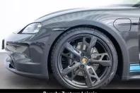 Porsche Taycan din 2025 cu 2.112 km - oferta POR261734 - foto 8